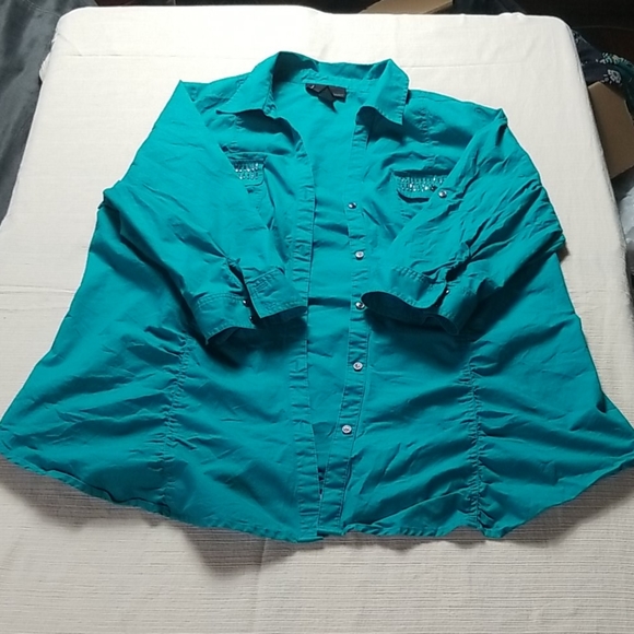 Lane bryant 18/20 button down shirt - Picture 3 of 3